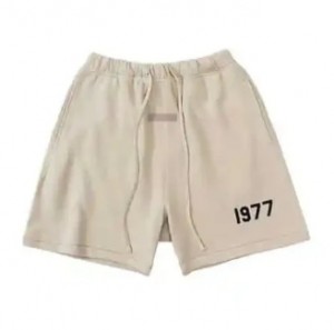 Essentials 8th Kollektion 1977 Flocking Letter Kurze Hose Beige | 9015NQAGR